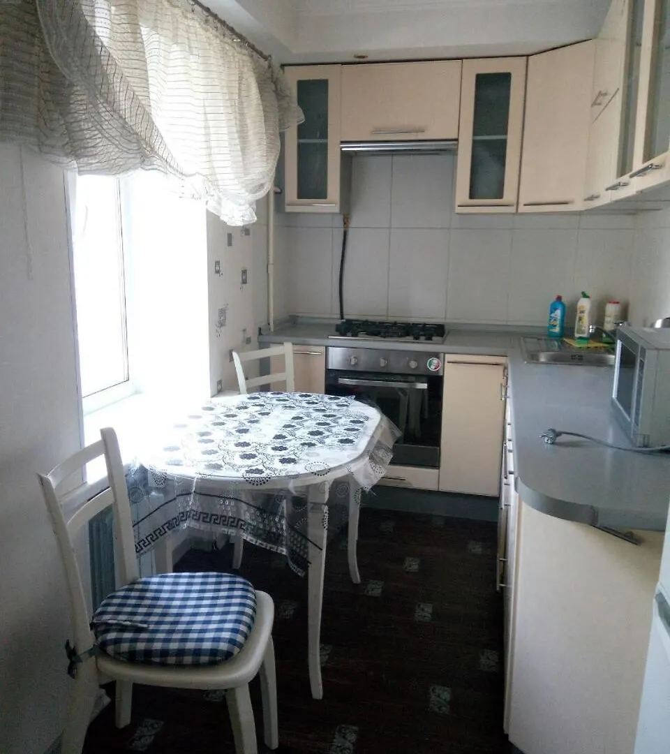 Квартира 2 Комн Рядом И-Т Амосова.Метро Олимпийская 3 Остановки كييف